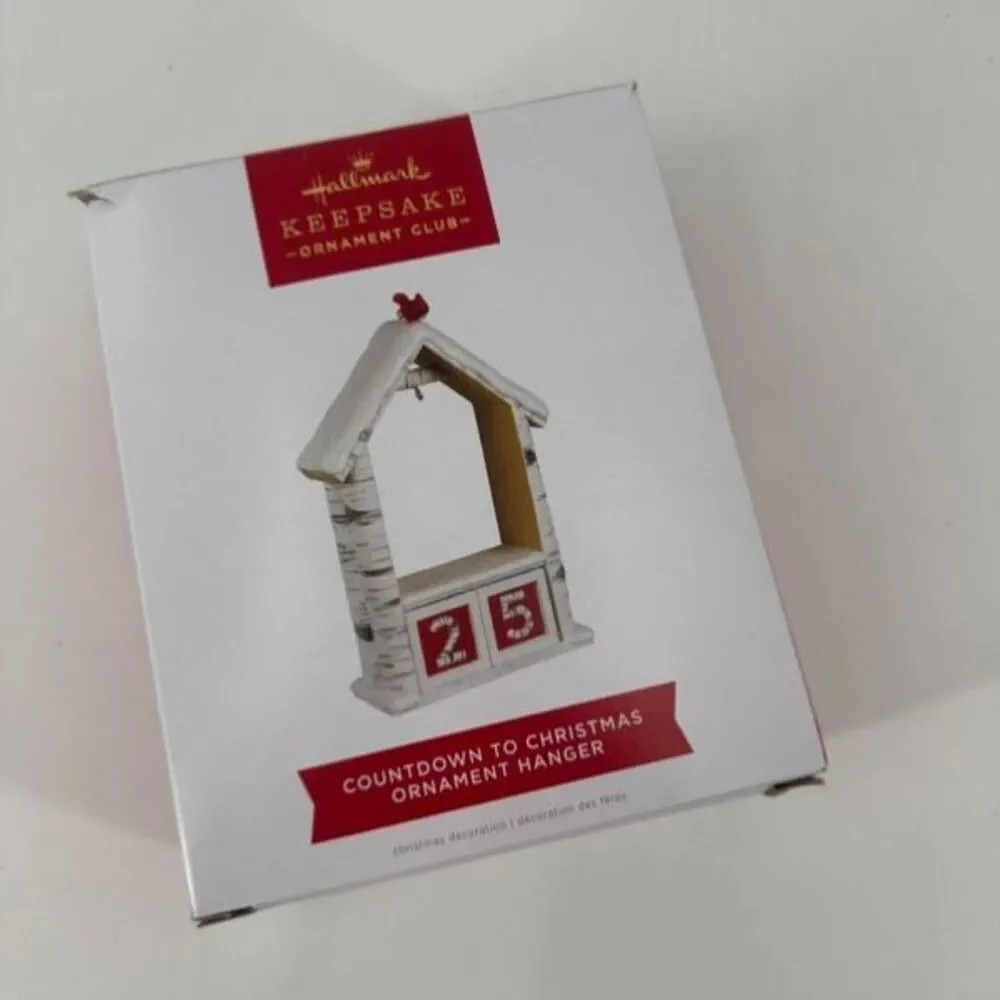2022 HALLMARK Keepsake COUNTDOWN TO CHRISTMAS Ornament‎ Hanger Tracy Larsen